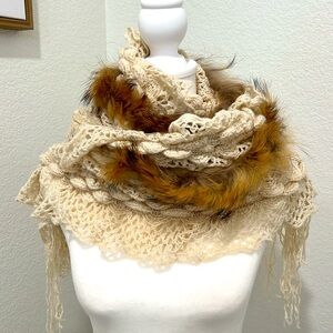 Gorgeous Fox fur Women's Crochet scarf